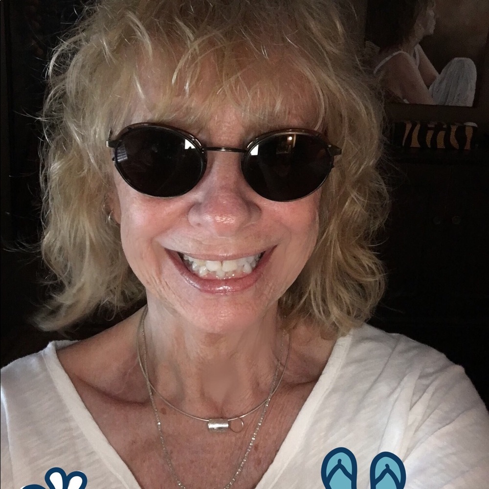 Meet your Posher, Gail